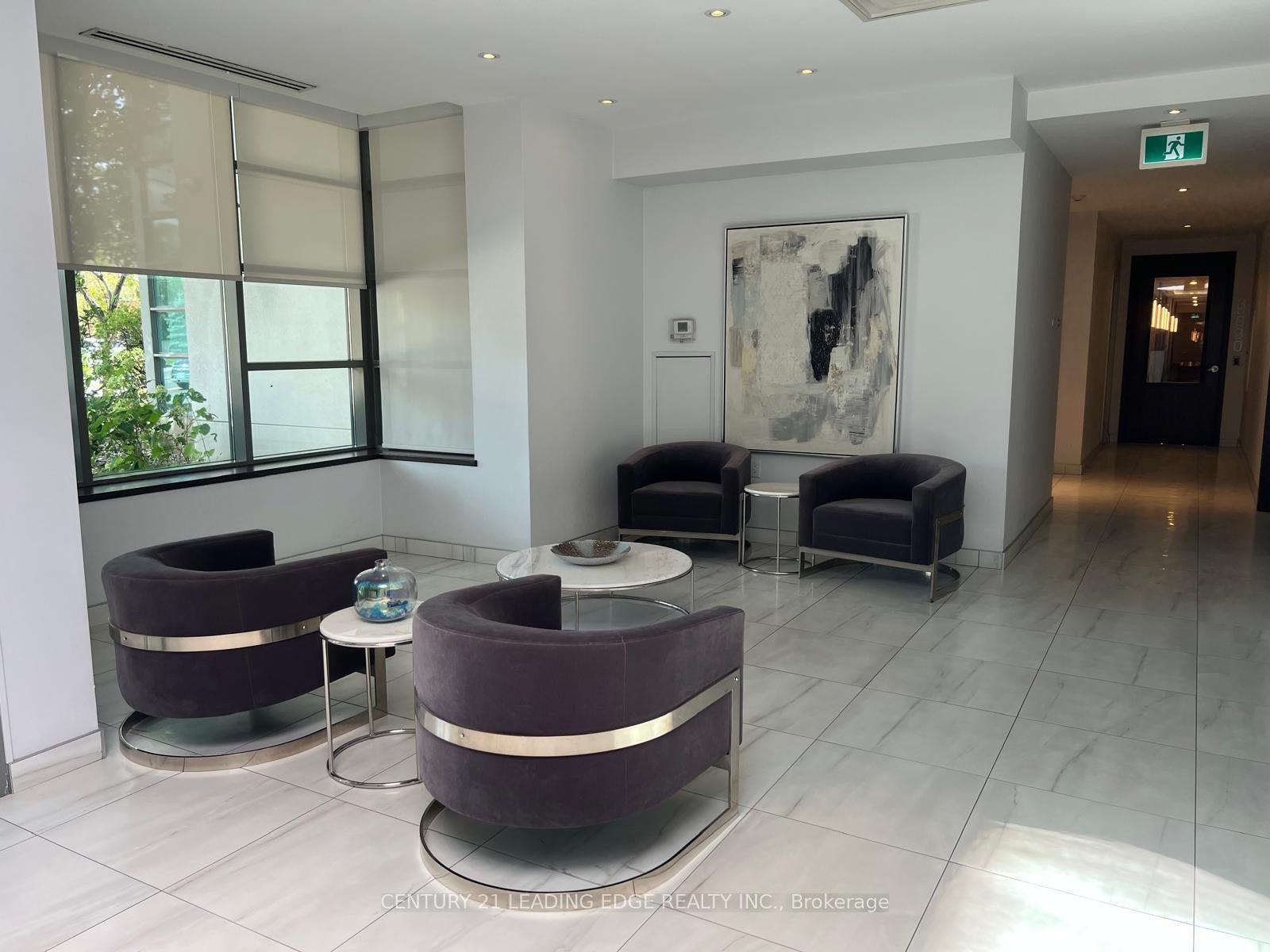706 - 3830 Bathurst Street, Toronto 3
