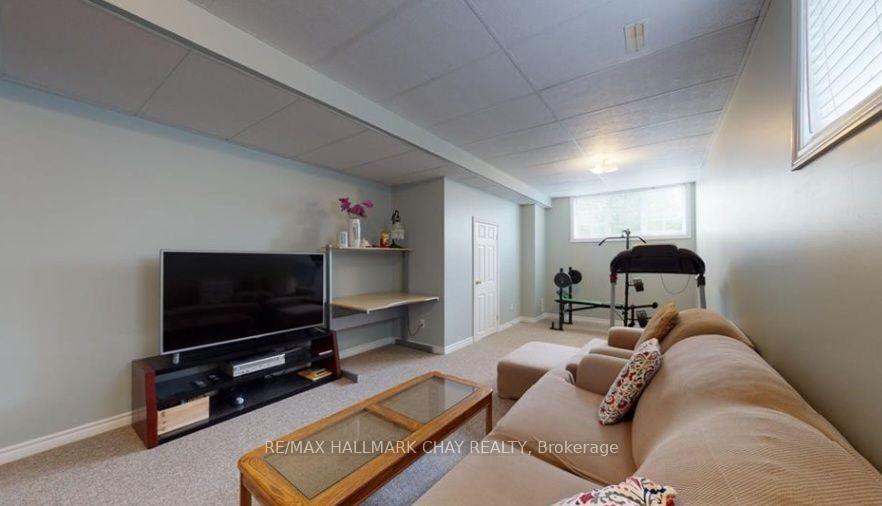 lower level - 133 Monique Crescent, Barrie 2