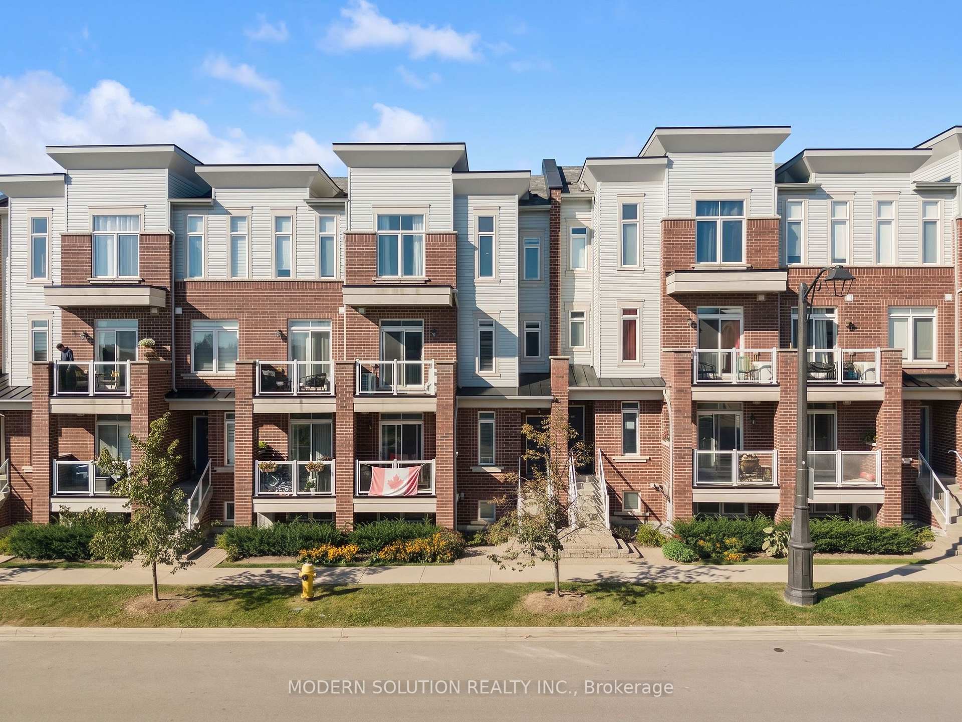 94 - 2584 William Jackson Drive Pickering Ontario Canada Sale residential Majid Golchini Modern Solution Realty Inc., Brokerage*