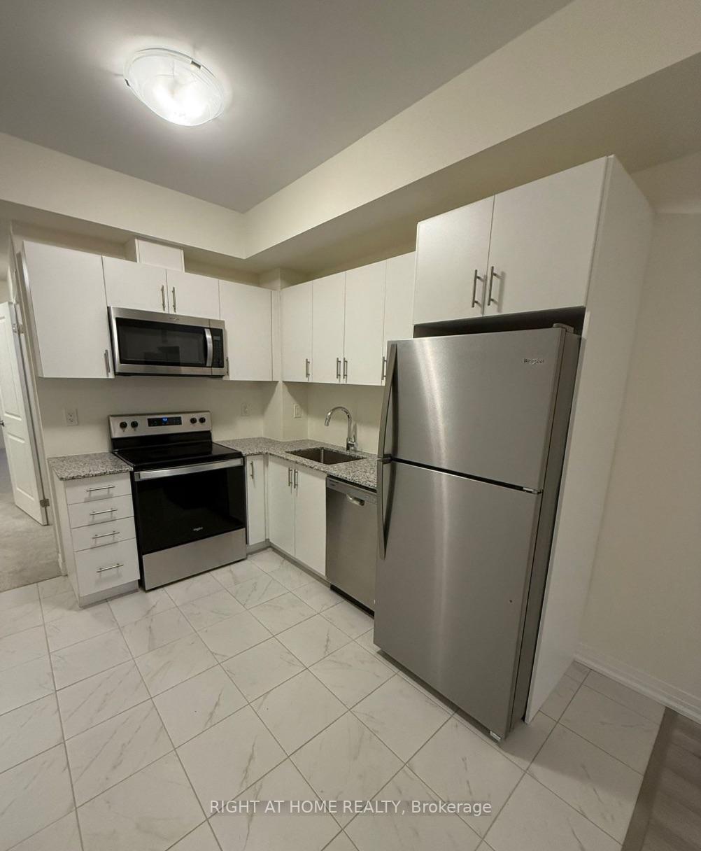 20 - 235 McLevin Avenue, Toronto 4
