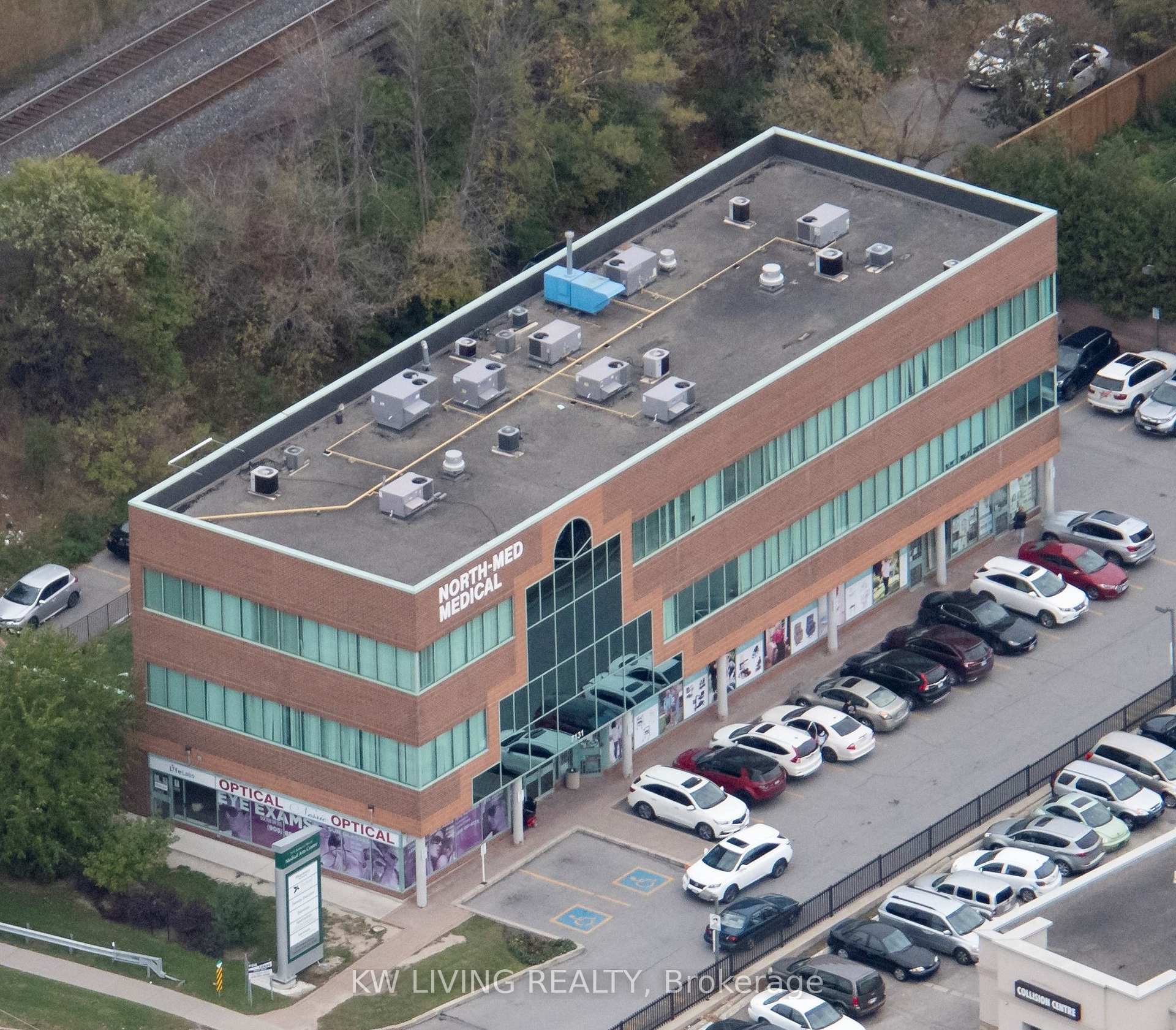 LL3 - 7131 Bathurst Street Vaughan Ontario Canada Lease commercial Pankaj Patel HomeLife/Miracle Realty Ltd., Brokerage *