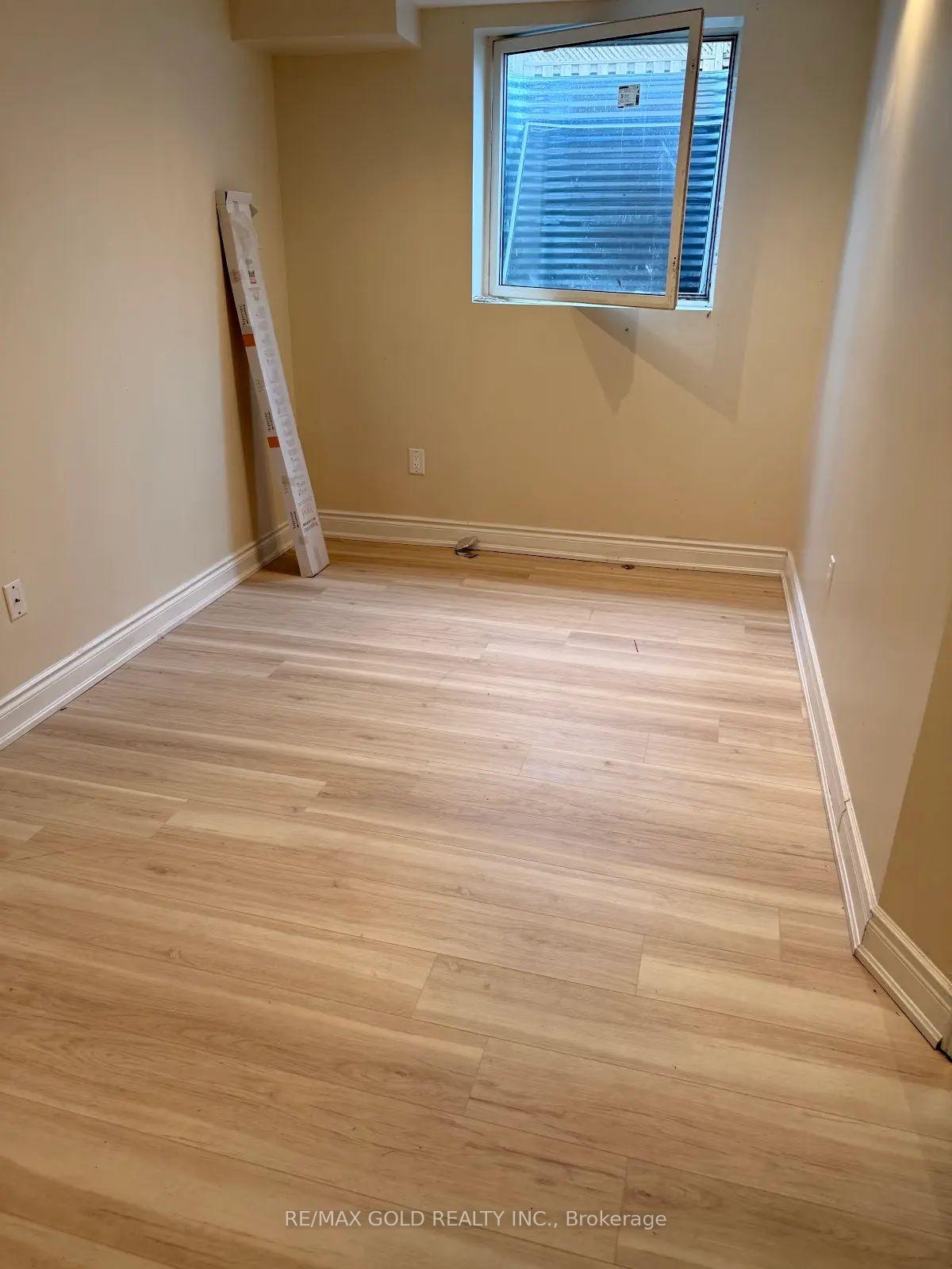 Bsmt - 9 Dunlop Court, Brampton 5