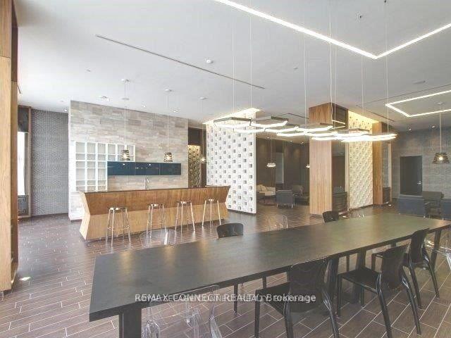 609 - 36 Park Lawn Road, Toronto 3