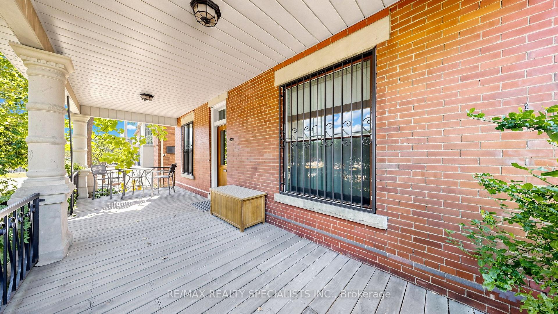 1316 King Street E Hamilton Ontario Canada Sale residential Roman Gorecki RE/MAX Realty Specialists Inc., Brokerage *