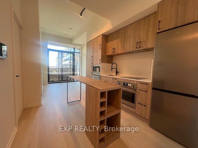 609 - 109 Erskine Avenue, Toronto 4