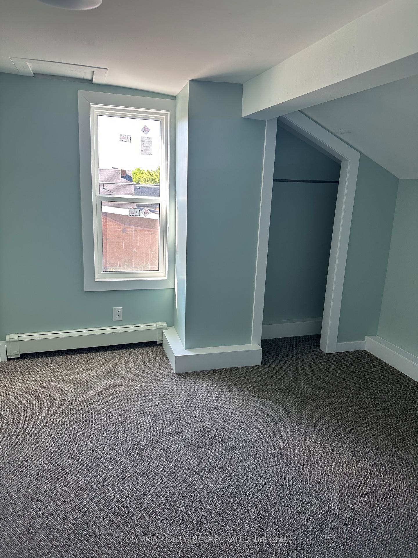 Unit #3 - 6267 Drummond Road, Niagara Falls 3