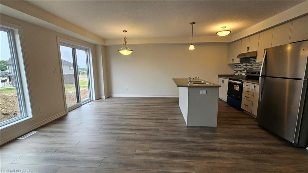 395 Benninger Drive, Kitchener 2