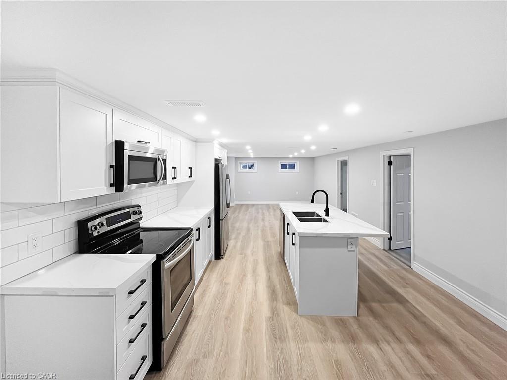 Basement - 172 Fernwood Crescent, Hamilton 4