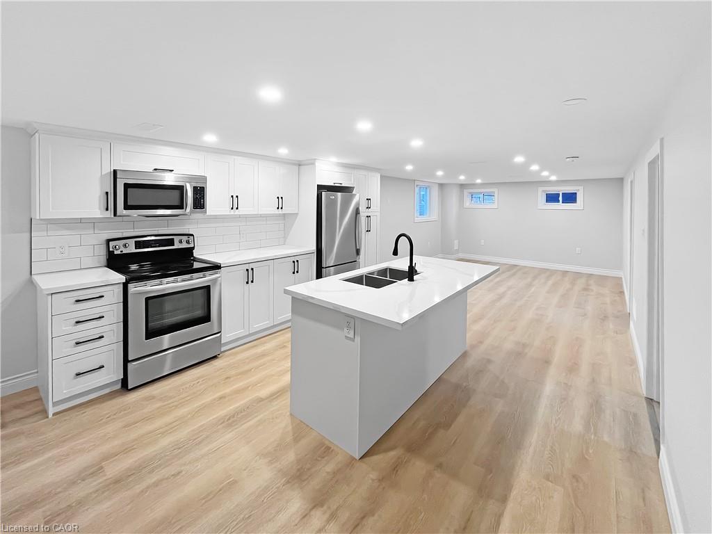 Basement - 172 Fernwood Crescent, Hamilton 3