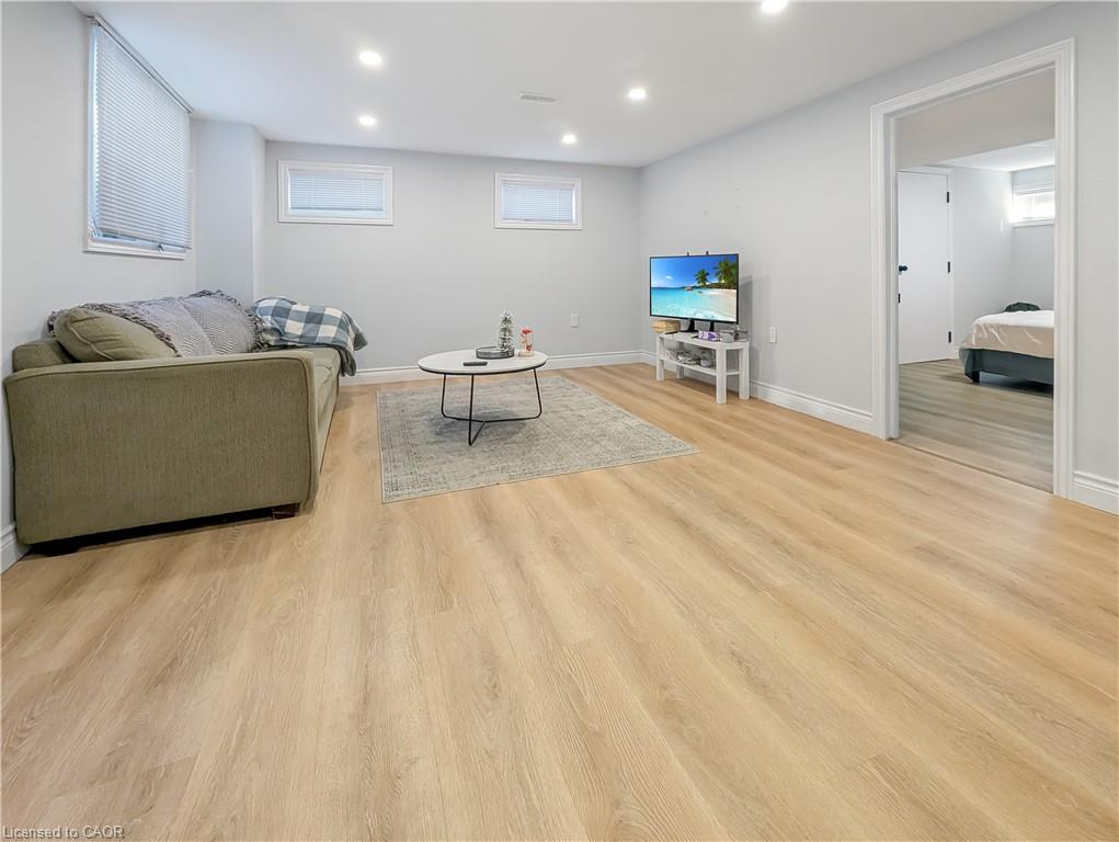 Basement - 172 Fernwood Crescent, Hamilton 5