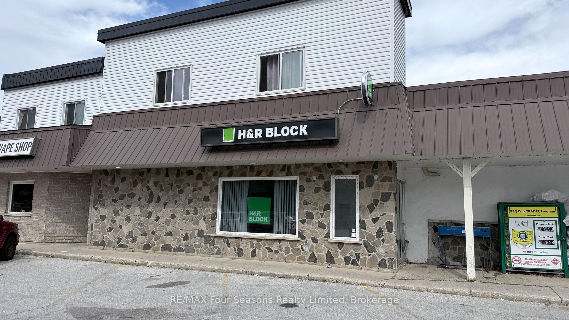 3 - 544 Goderich Street Saugeen Shores Ontario Canada Lease commercial Jason Steele Living in Saugeen Shores RE/MAX Four Seasons Realty Limited, Brokerage*