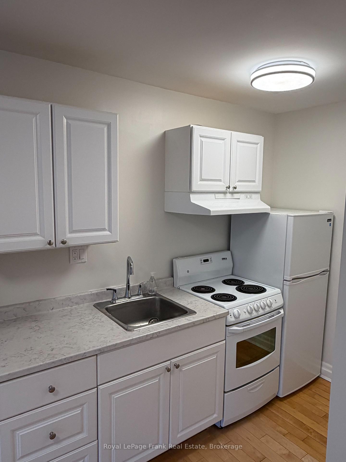 2590 Taunton Road, Clarington 4