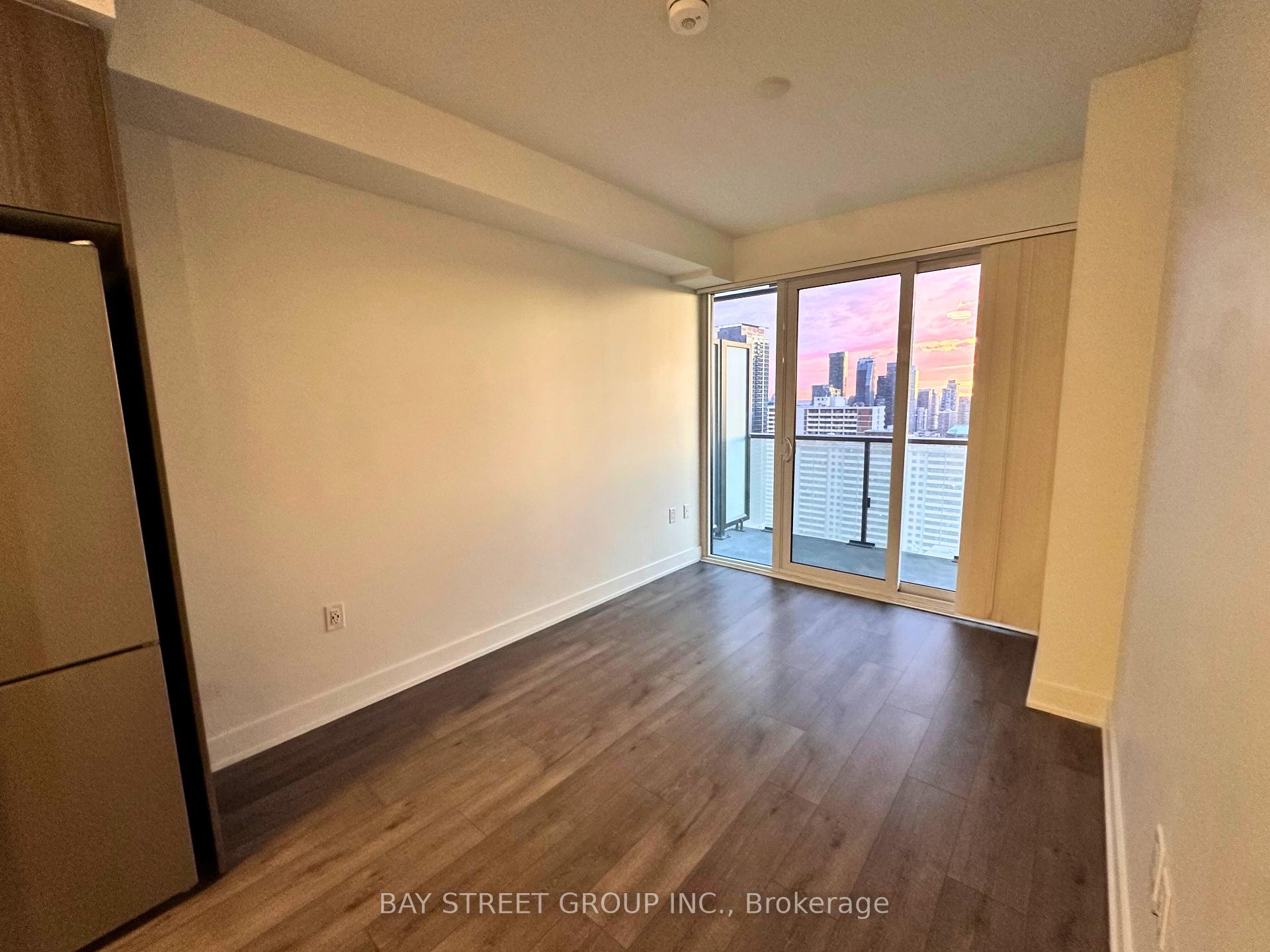 2811 - 575 Bloor Street E, Toronto 5