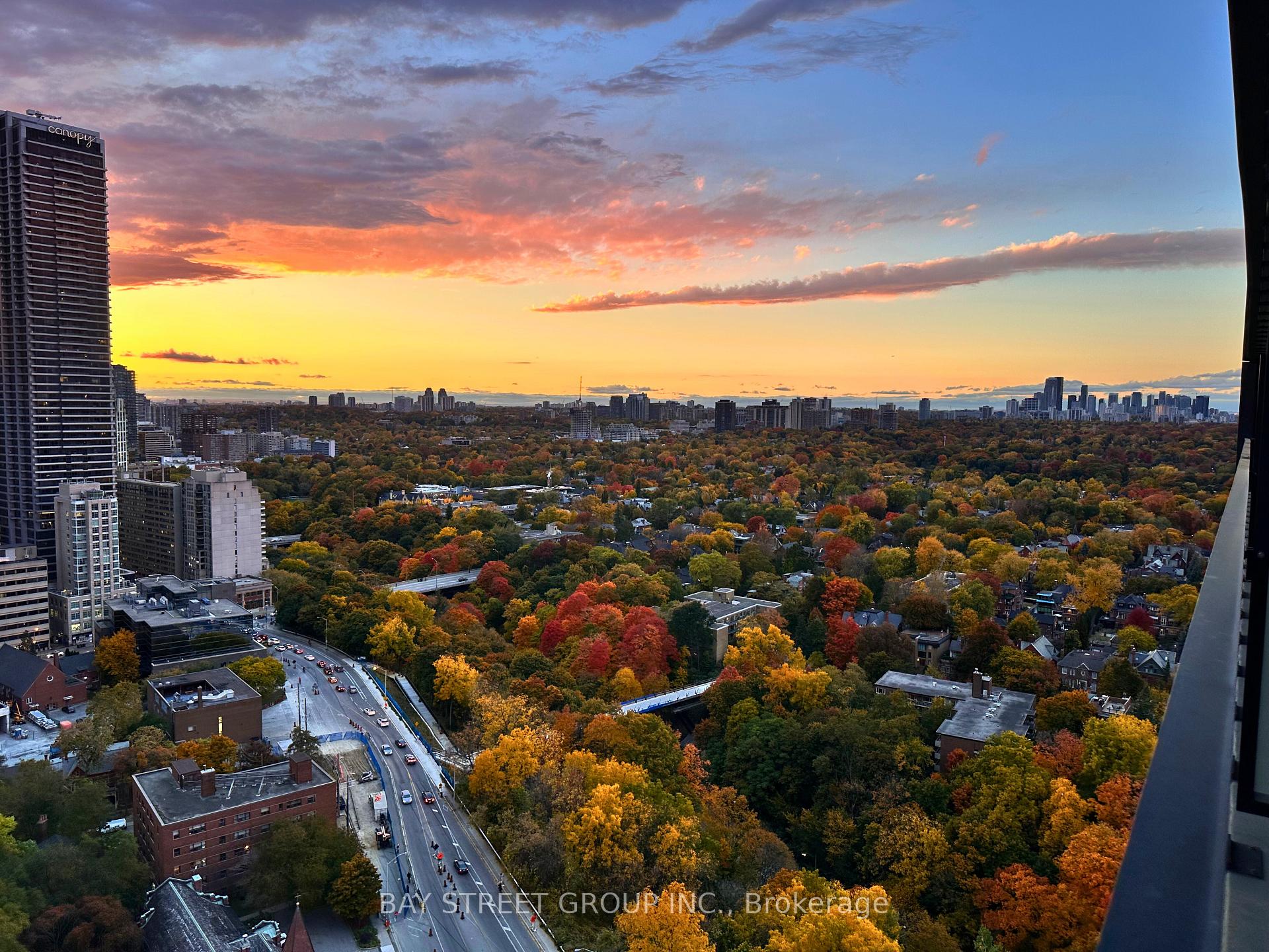 2811 - 575 Bloor Street E, Toronto 4
