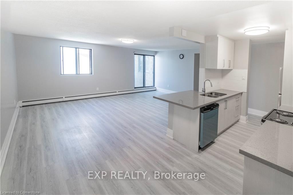 601 - 4422 Huron Street, Niagara Falls 3