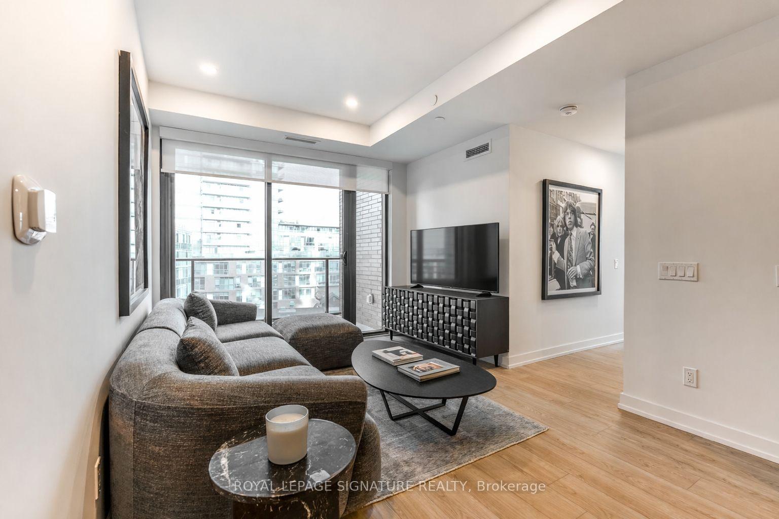 608 - 35 Parliament Street, Toronto 2