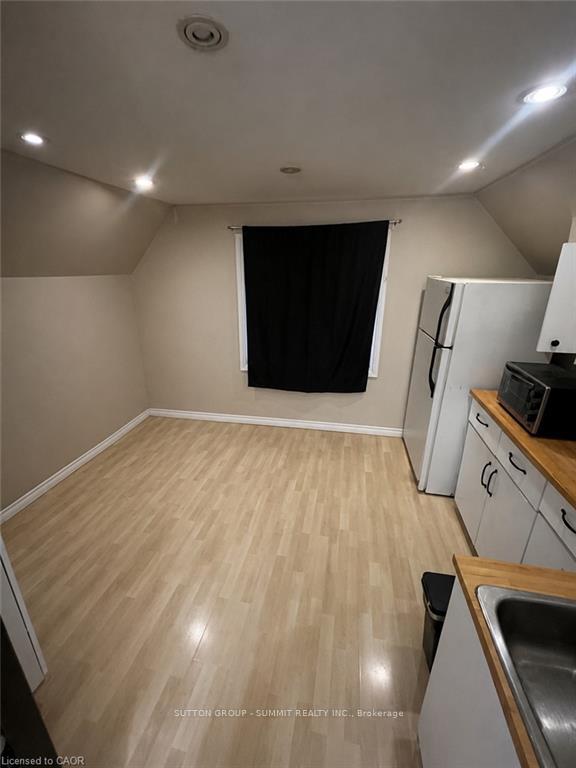 Upper - 110 Hess Street S, Hamilton 5