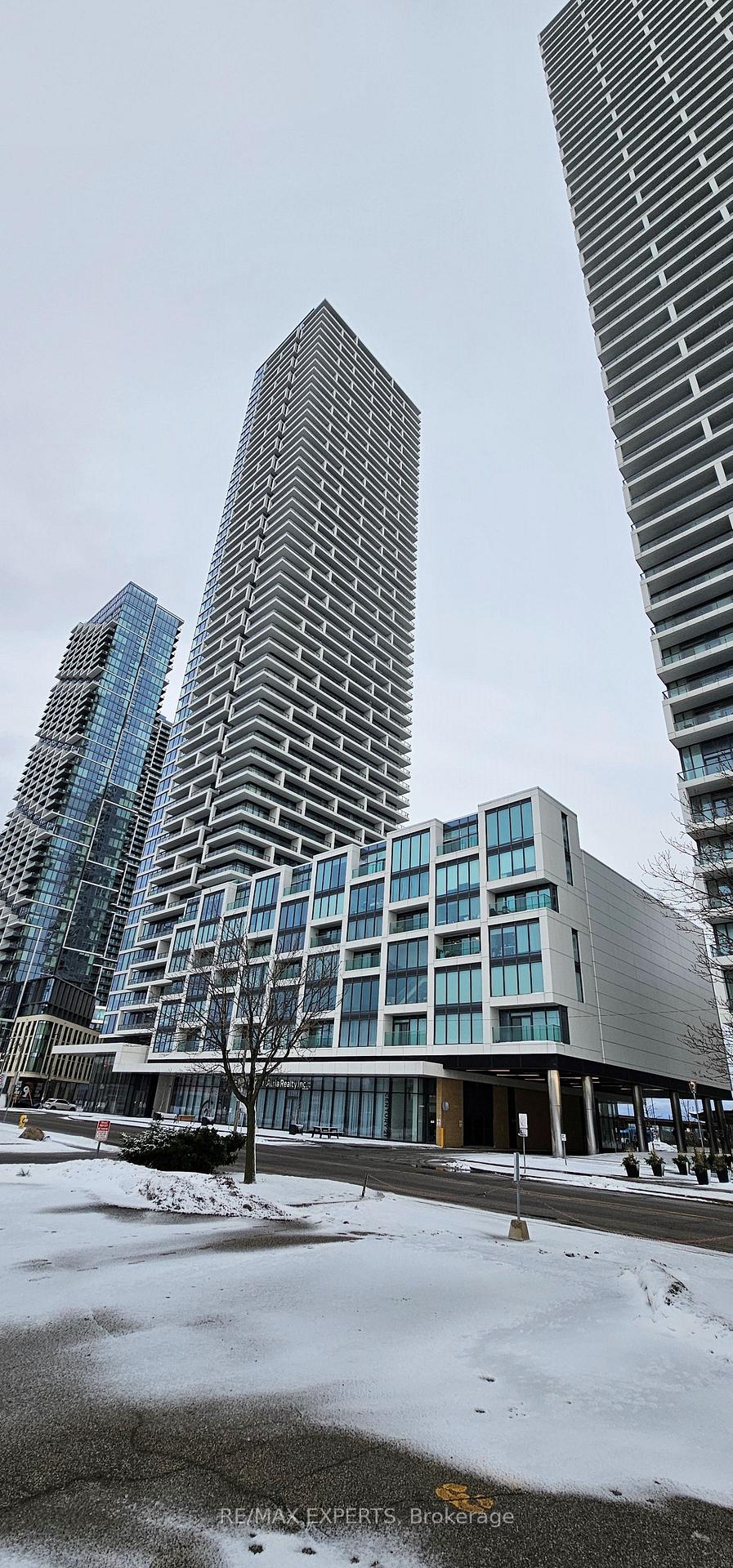 1912 - 898 Portage Parkway, Vaughan 3