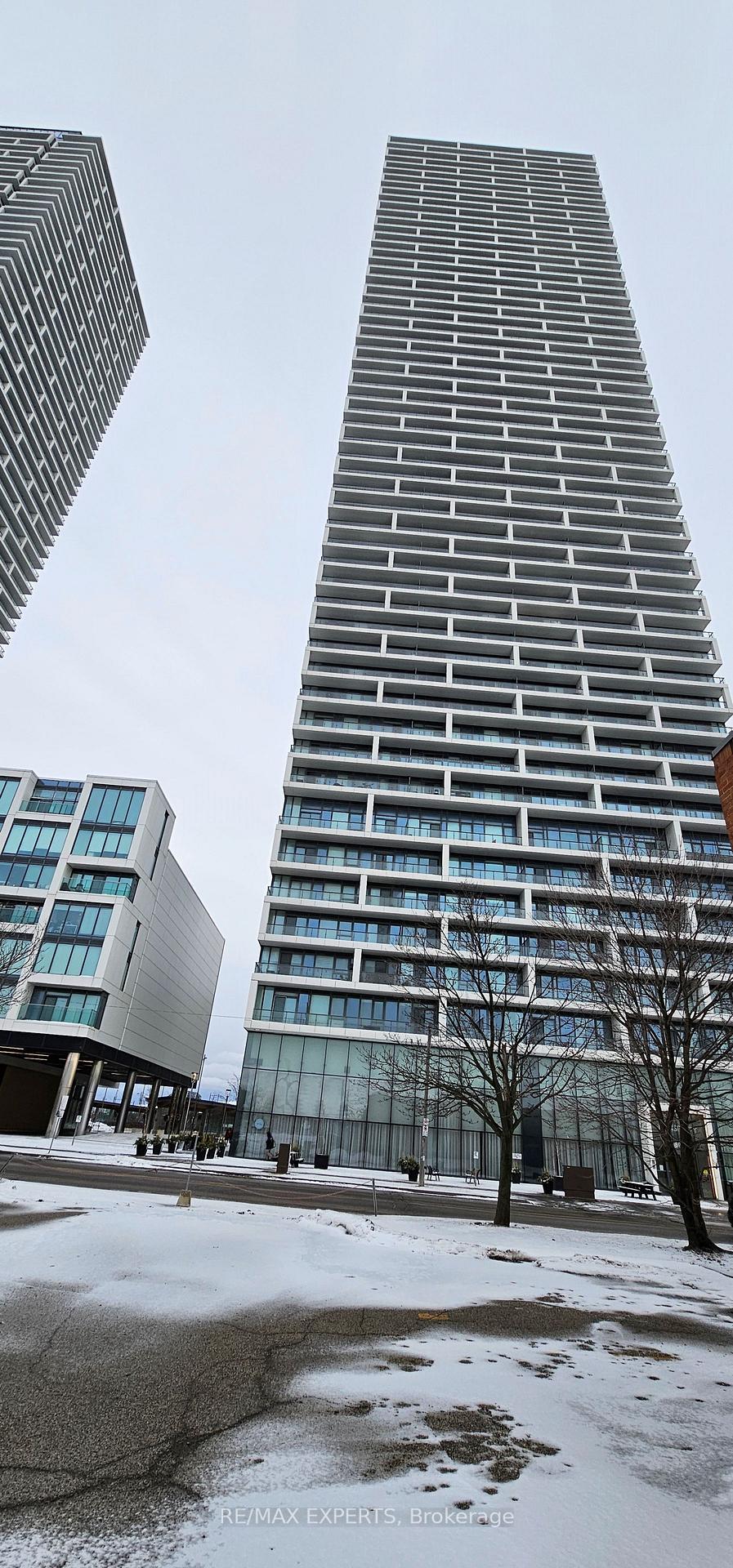 1912 - 898 Portage Parkway, Vaughan 2