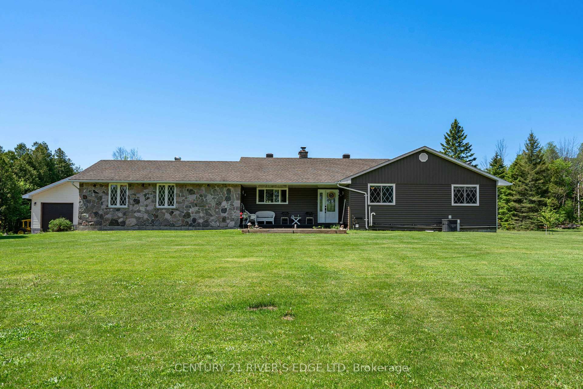 5072 County 44 Road Edwardsburgh/Cardinal Ontario Canada Sale residential Lea Wouters Right at Home Realty, Brokerage*
