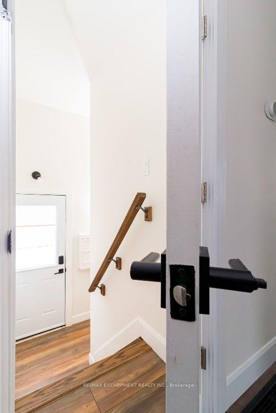 Basement - 374 East 16th Street, Hamilton 3
