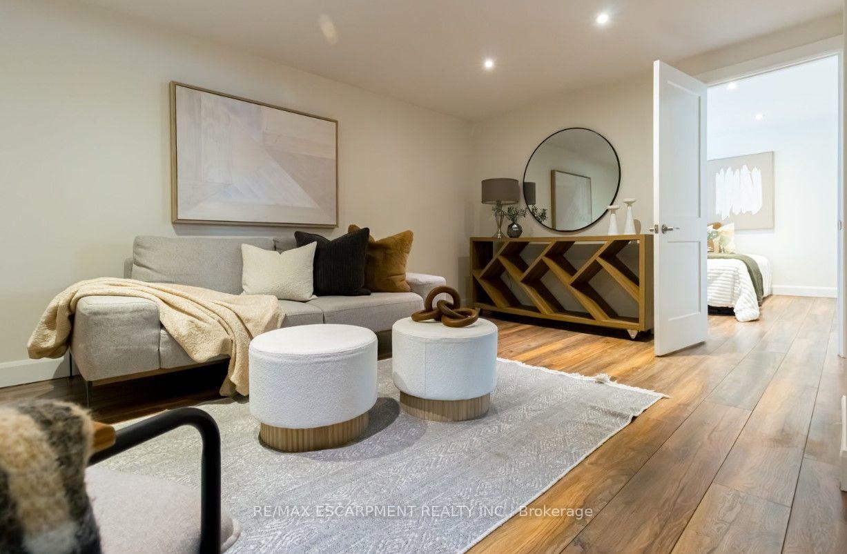 Basement - 374 East 16th Street, Hamilton 5