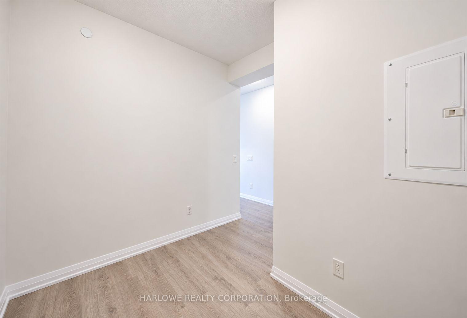 203 - 7895 Jane Street, Vaughan 5