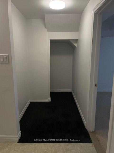 BASEMENT - 11 Jewelville Street, Brampton 4