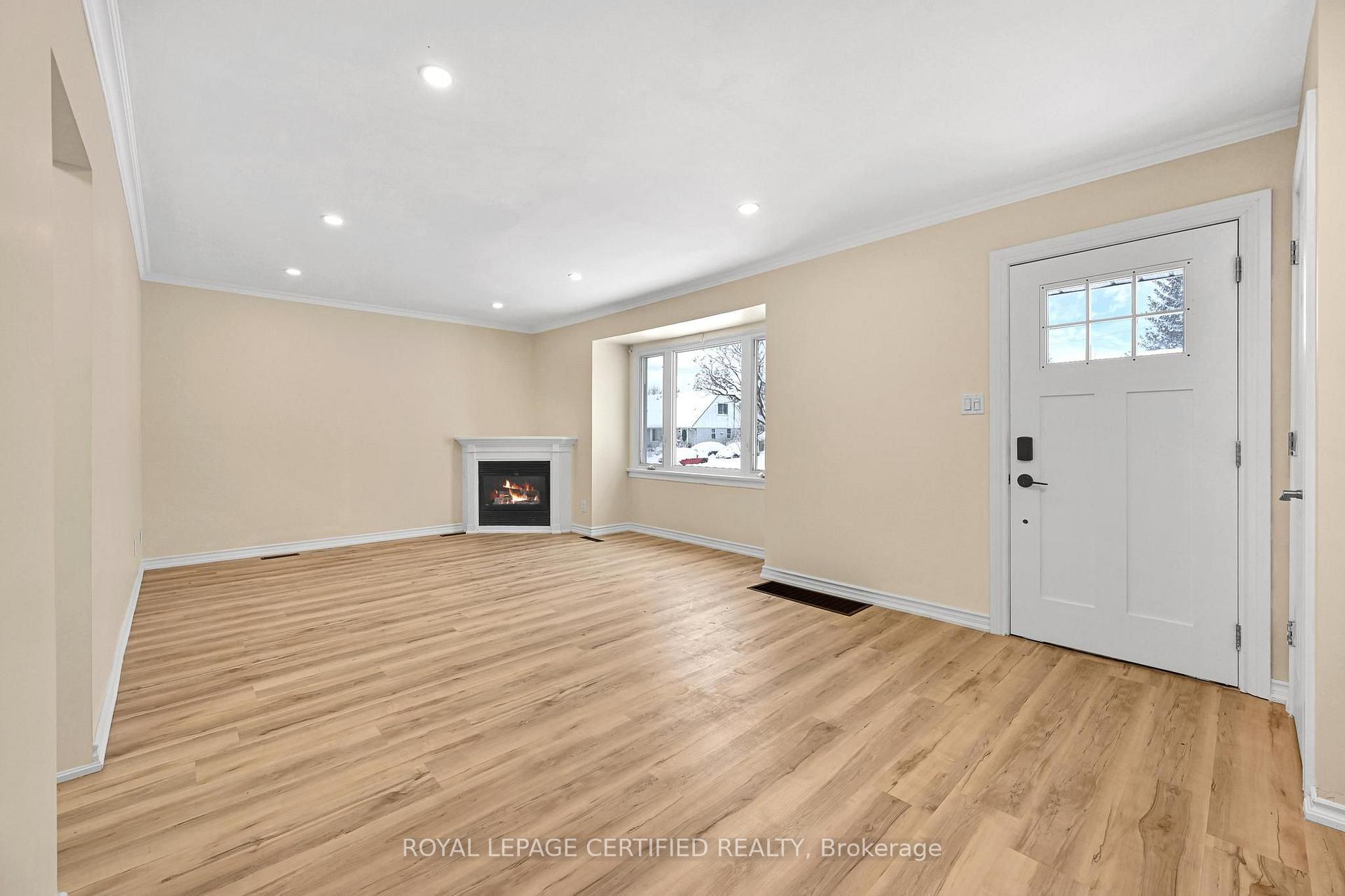 372 Flanders Row E, London East 4