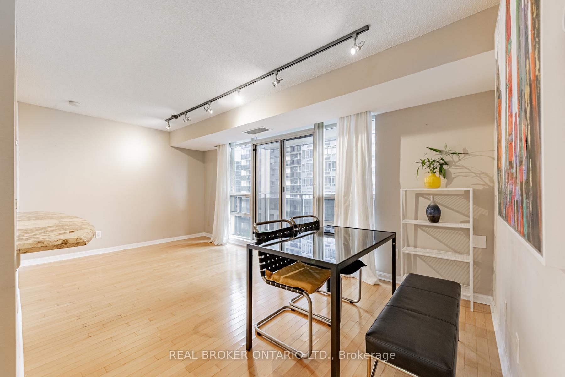 2011 - 153 Beecroft Road, Toronto 3