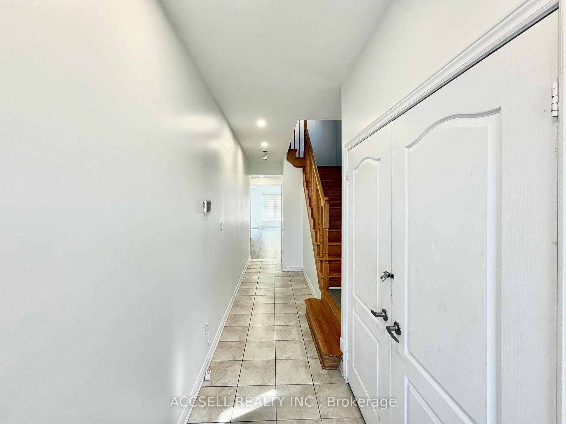 43 Banbridge Crescent, Brampton 3