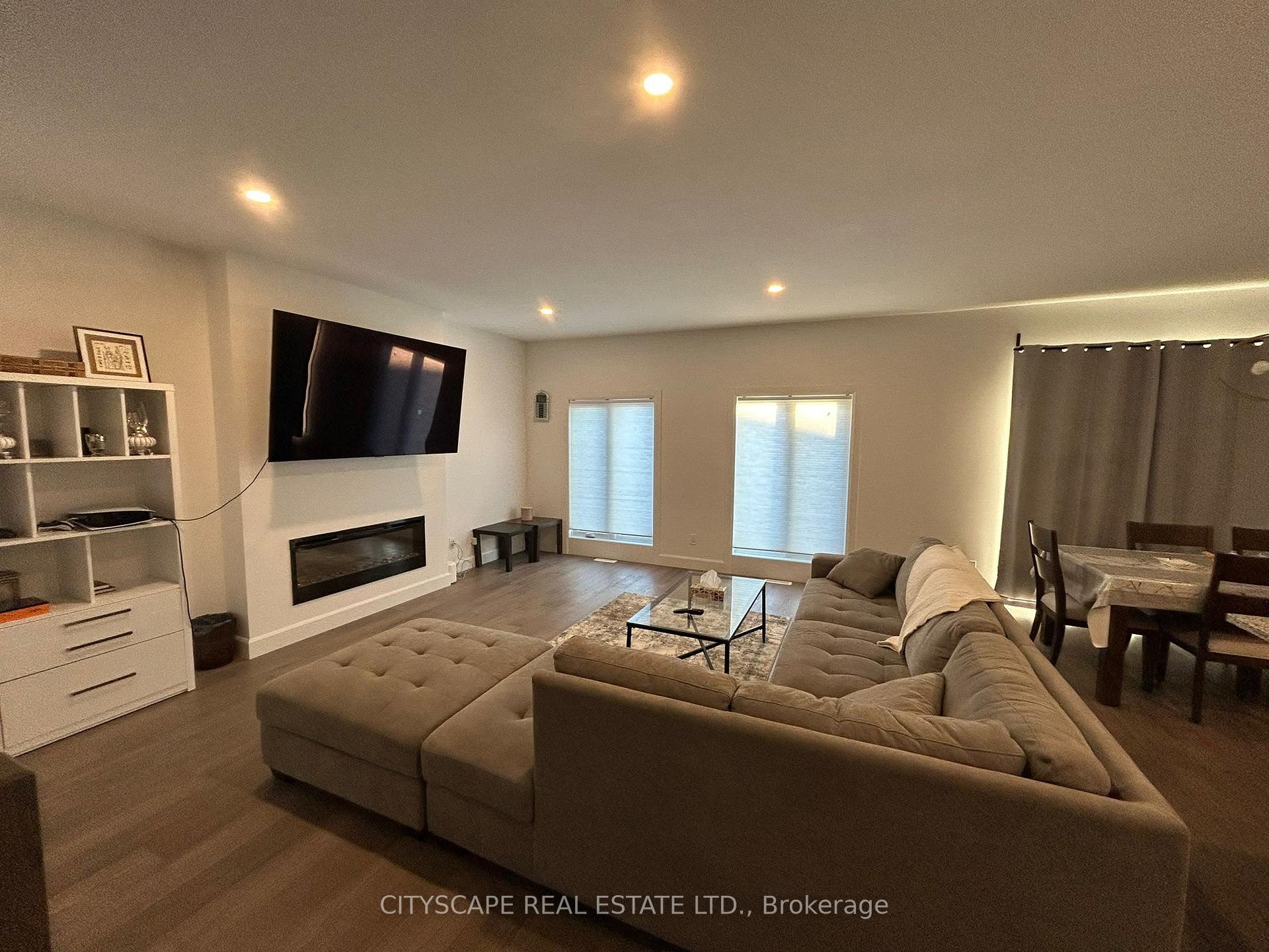 3821 Ayrshire Avenue, London South 4