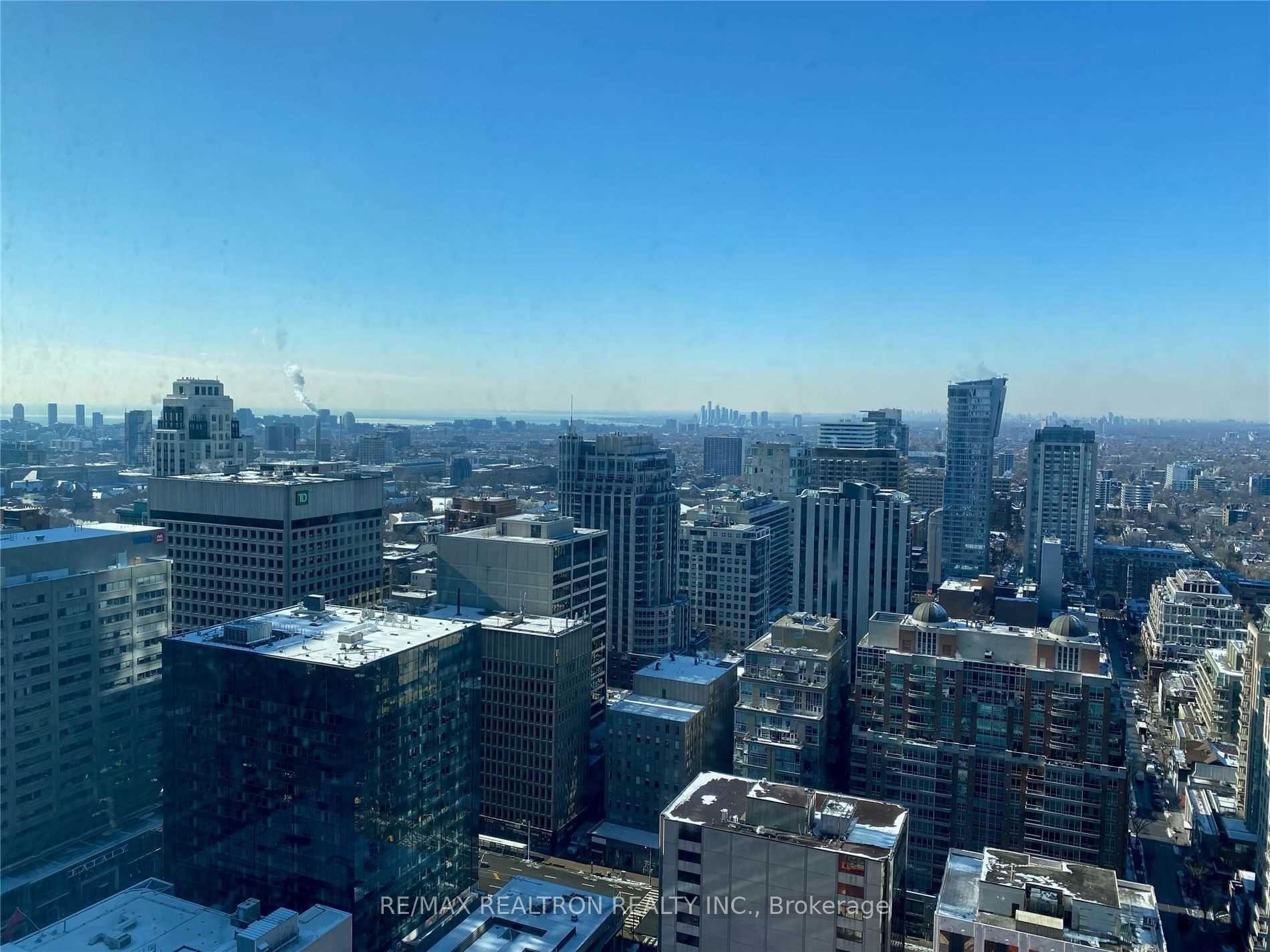 3404 - 1 Yorkville Avenue, Toronto 2