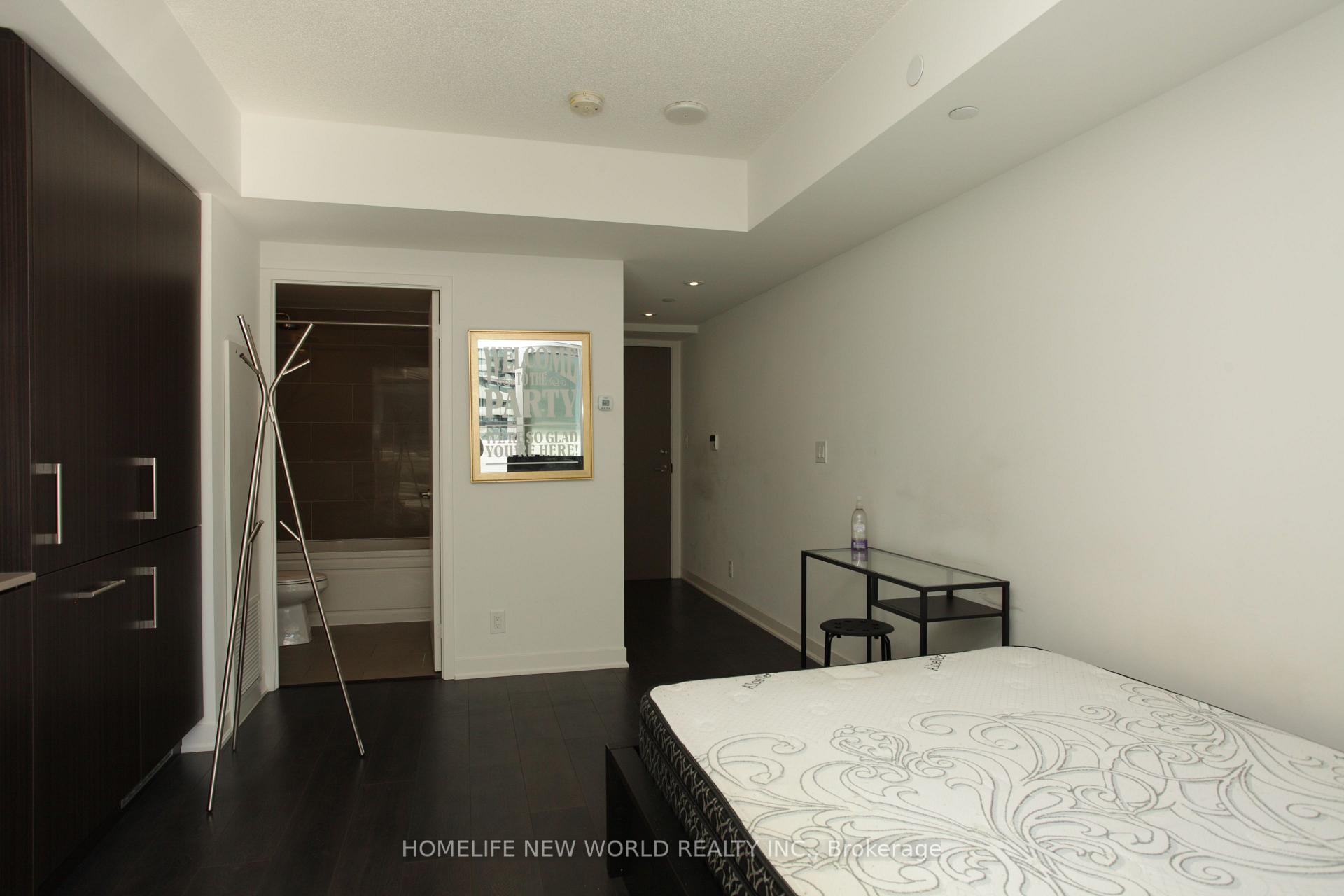 2311 - 88 Harbour Street N, Toronto 4