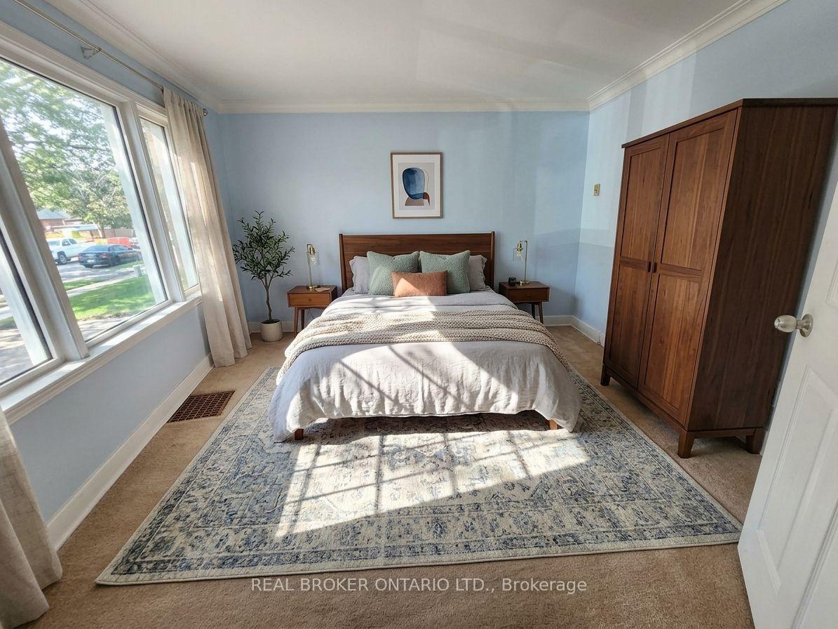 241 Aldercrest Road, Toronto 4