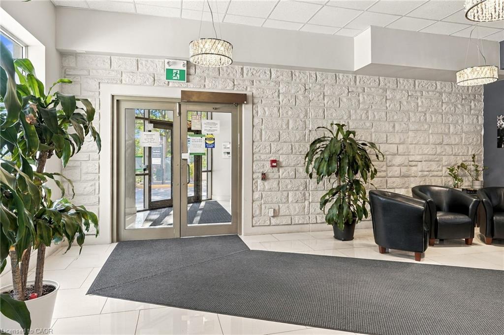 202 - 149 Main Street W, Hamilton 4