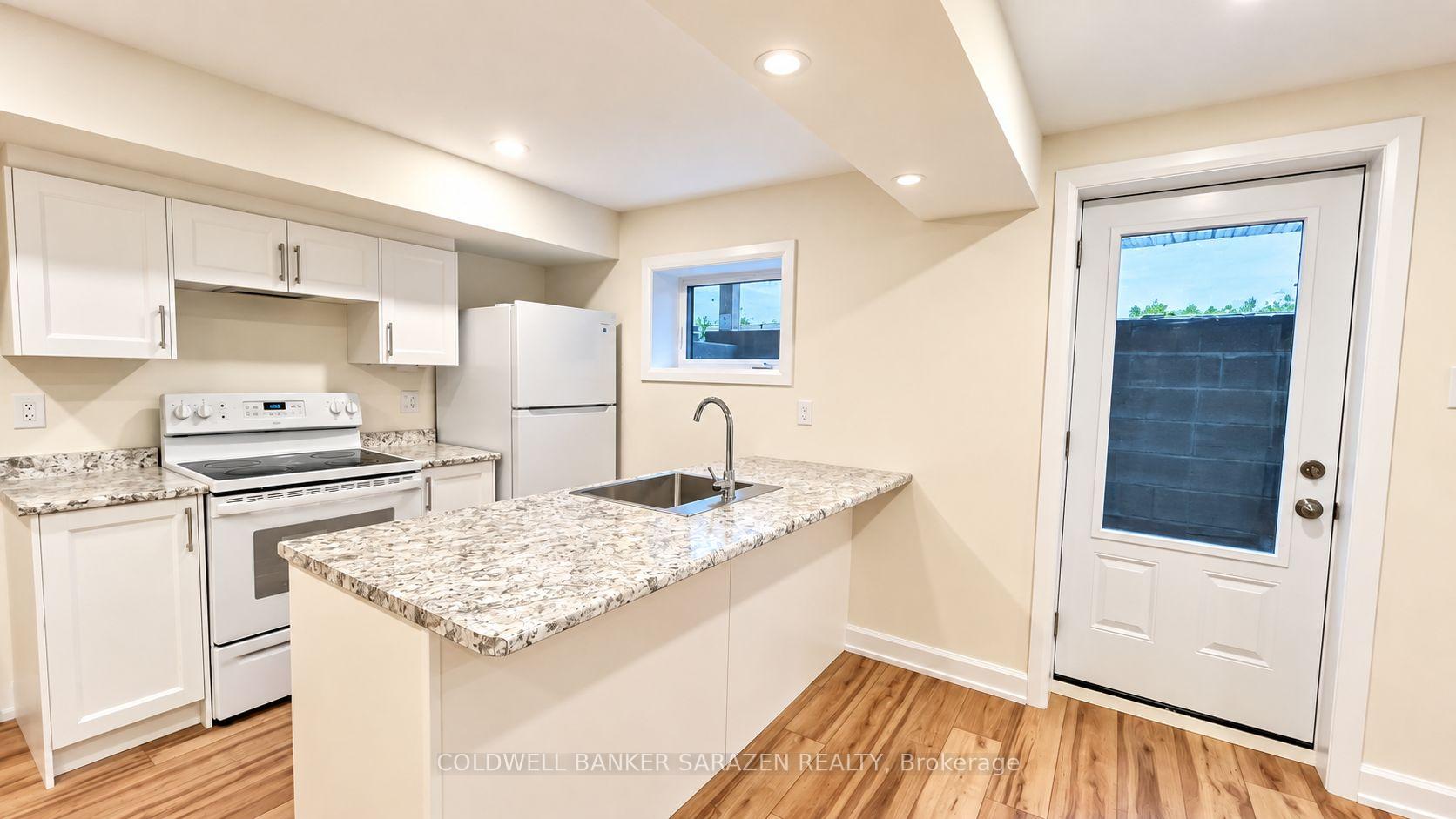 A - 18 Harris Place, Ottawa 5