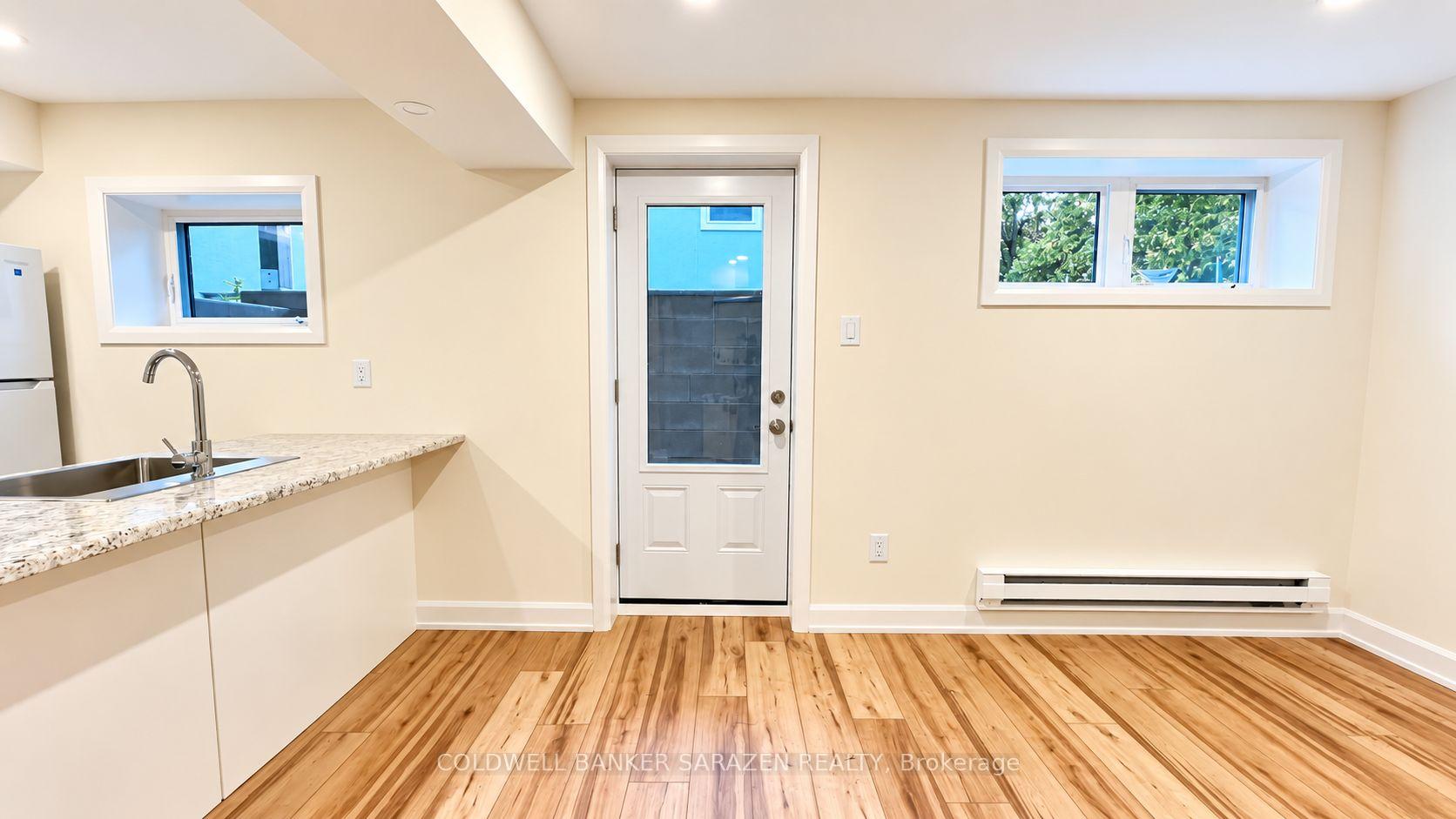 A - 18 Harris Place, Ottawa 2