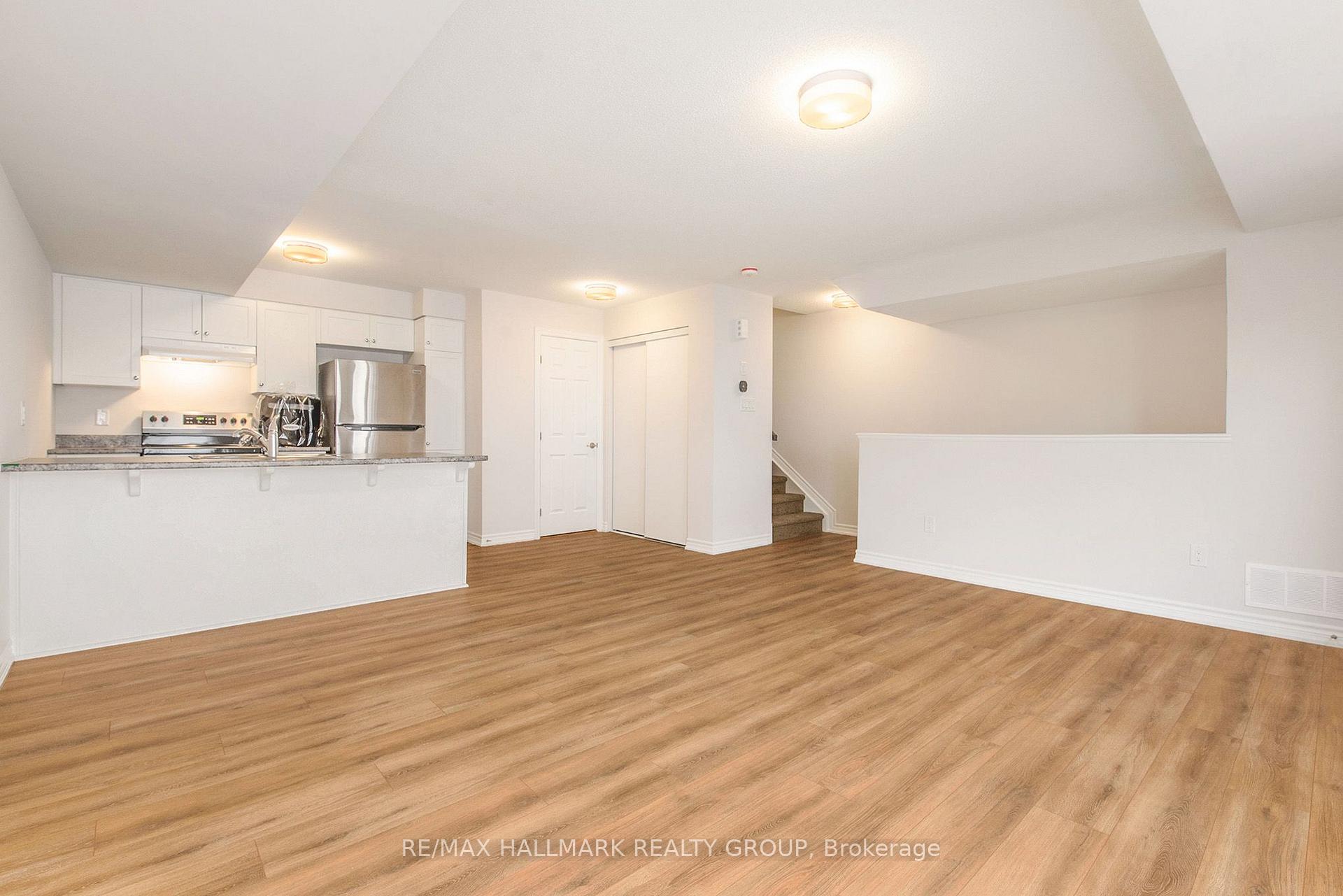 300 Zenith Private, Ottawa 4