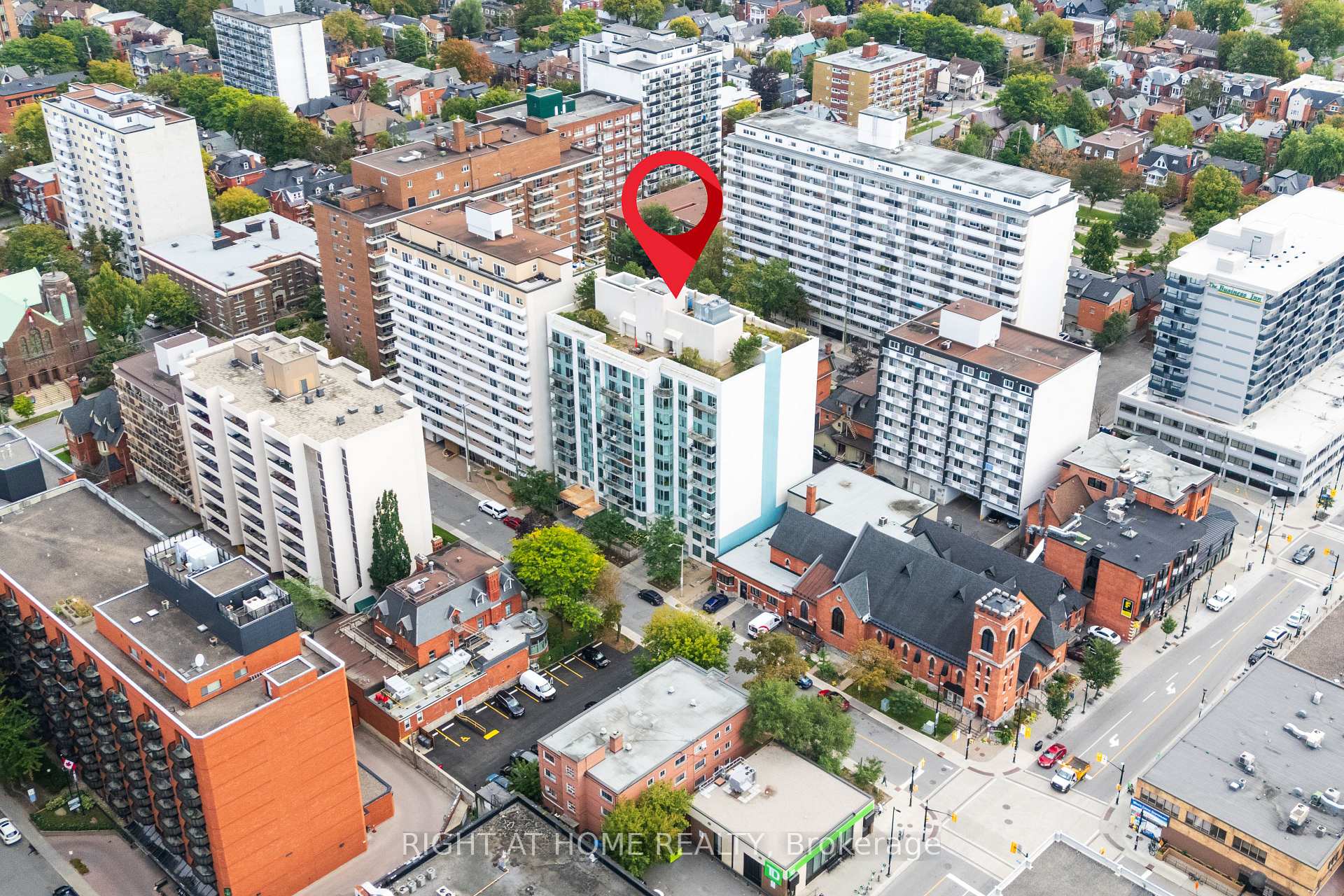 708 - 138 Somerset Street W Ottawa Ontario Canada Rented residential   Royal LePage Performance Realty, Brokerage *