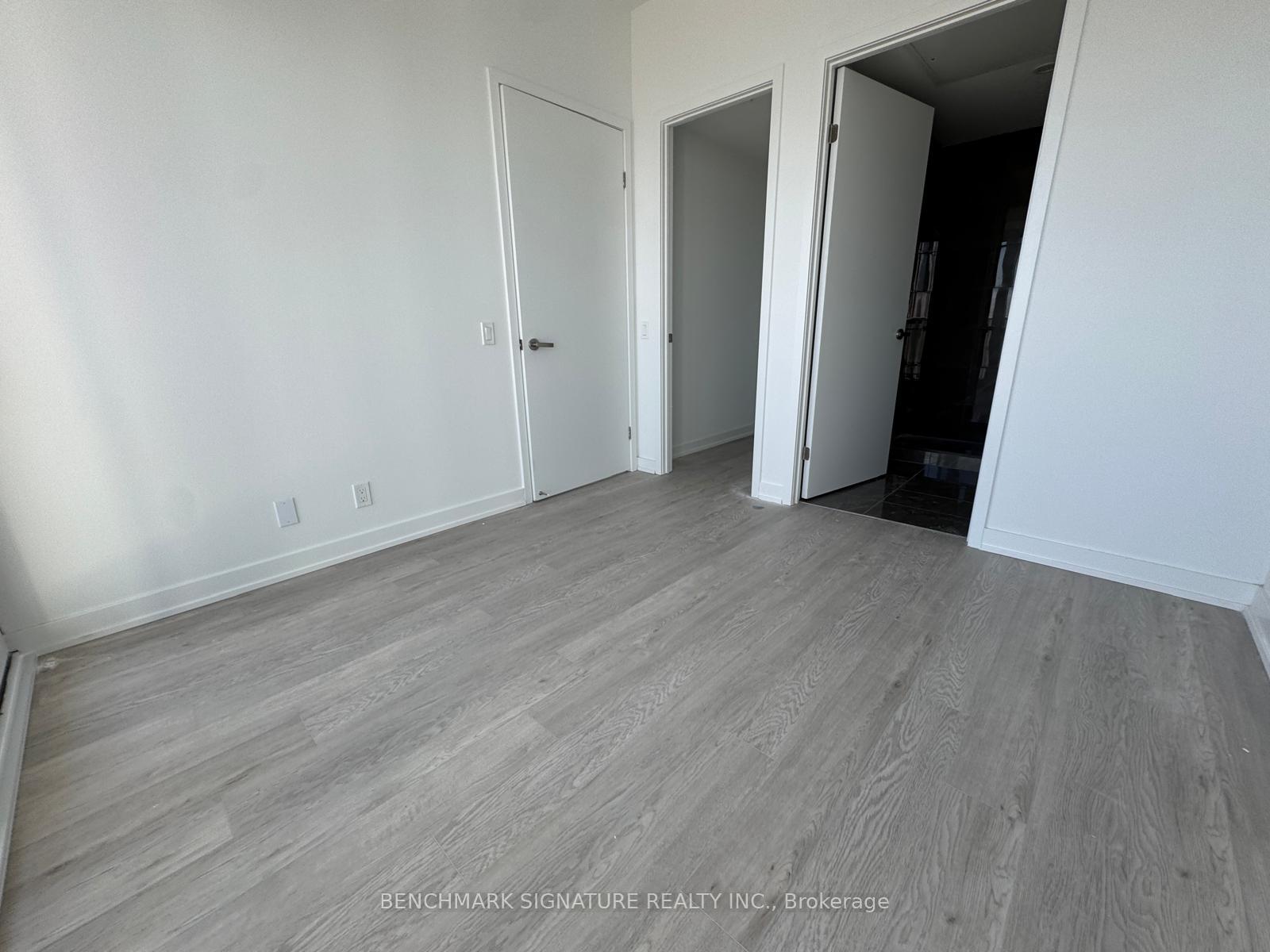 5806 - 88 Queen Street E, Toronto 5