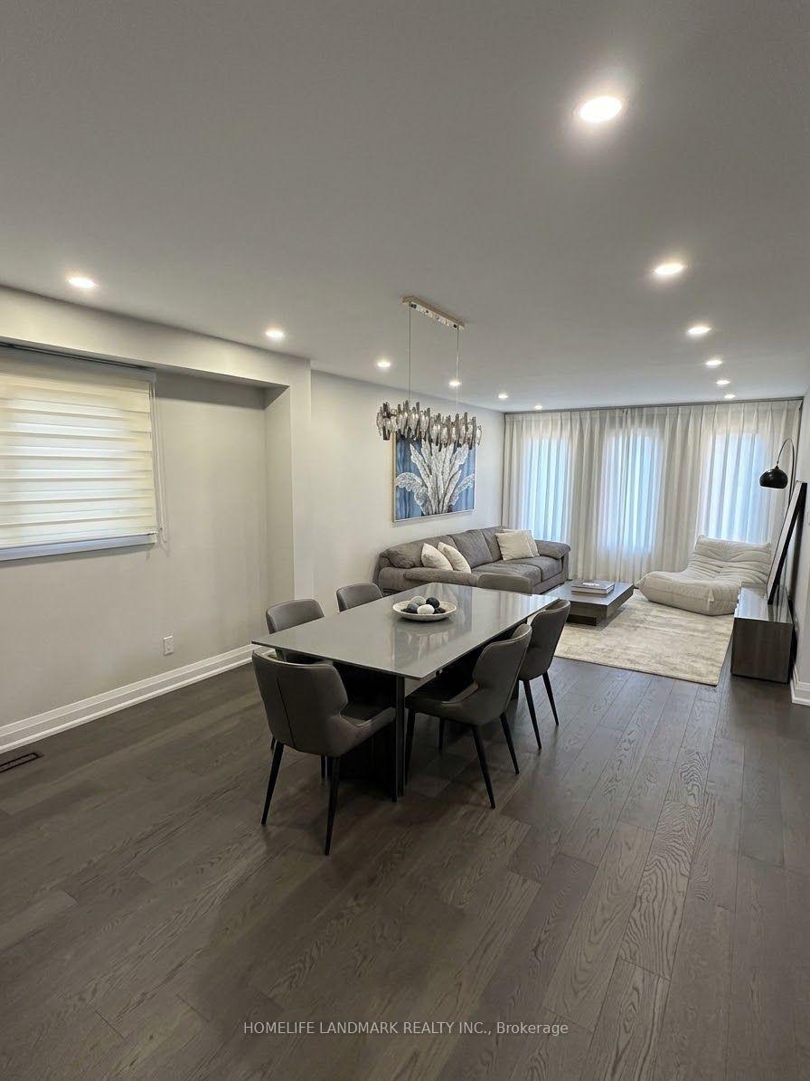 Upper 11 Ravenhill Crescent, Markham 3