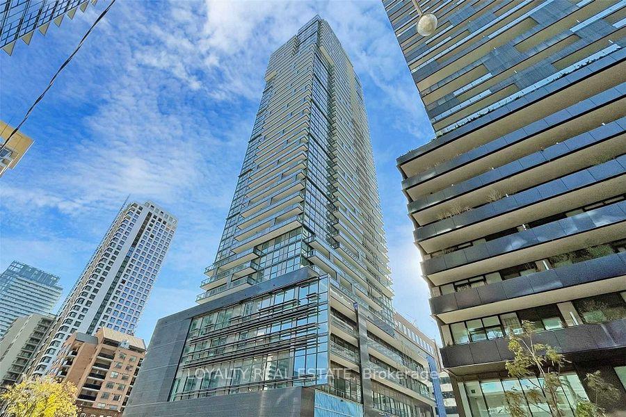 1409 - 39 Roehampton Avenue Toronto Ontario Canada Sale residential   MOVETA REALTY INC., Brokerage*