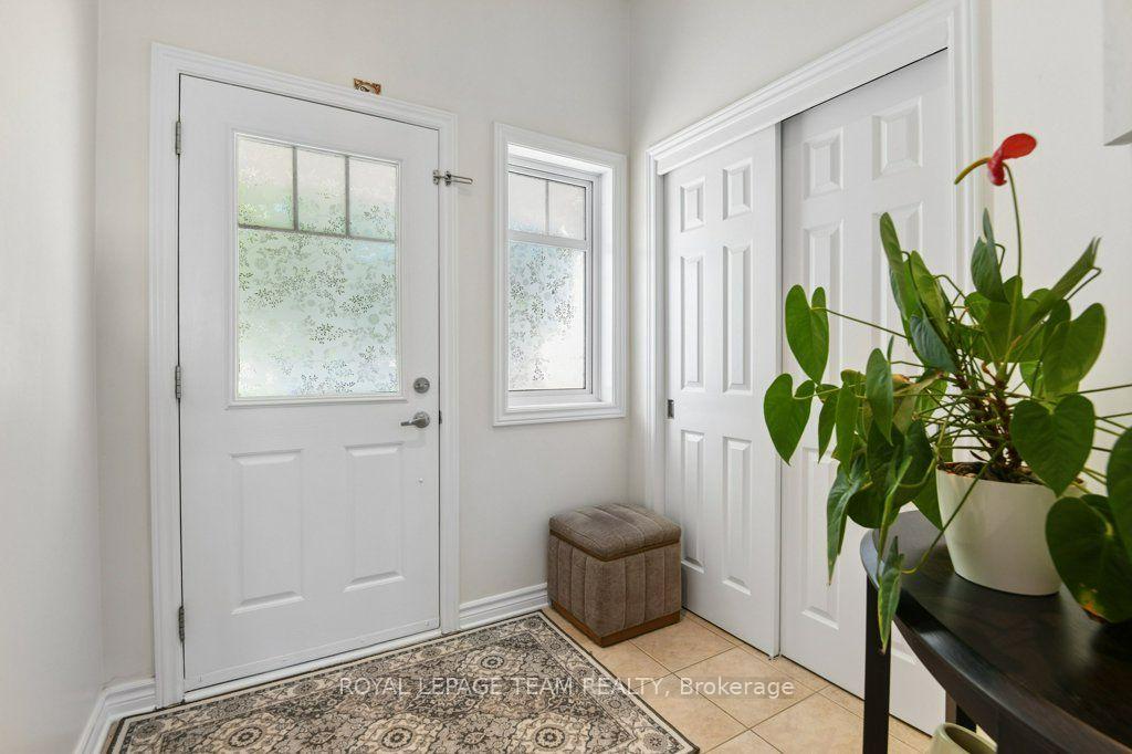 303 Balinroan Crescent, Ottawa 3