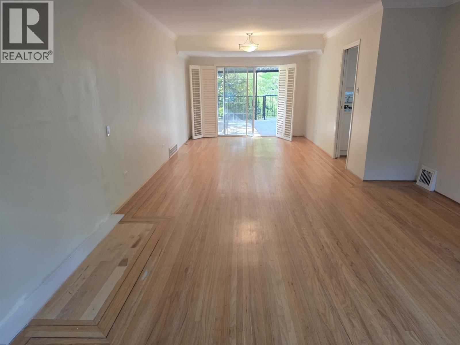 6049 DUNBAR STREET, Vancouver 3