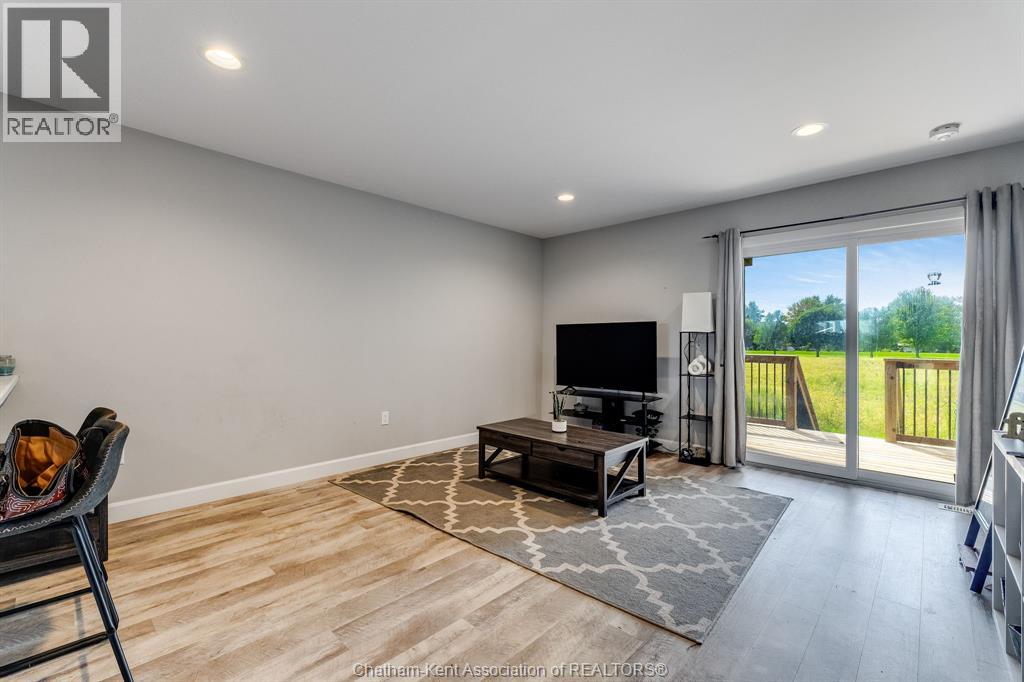 215 Manning DRIVE, Chatham 5