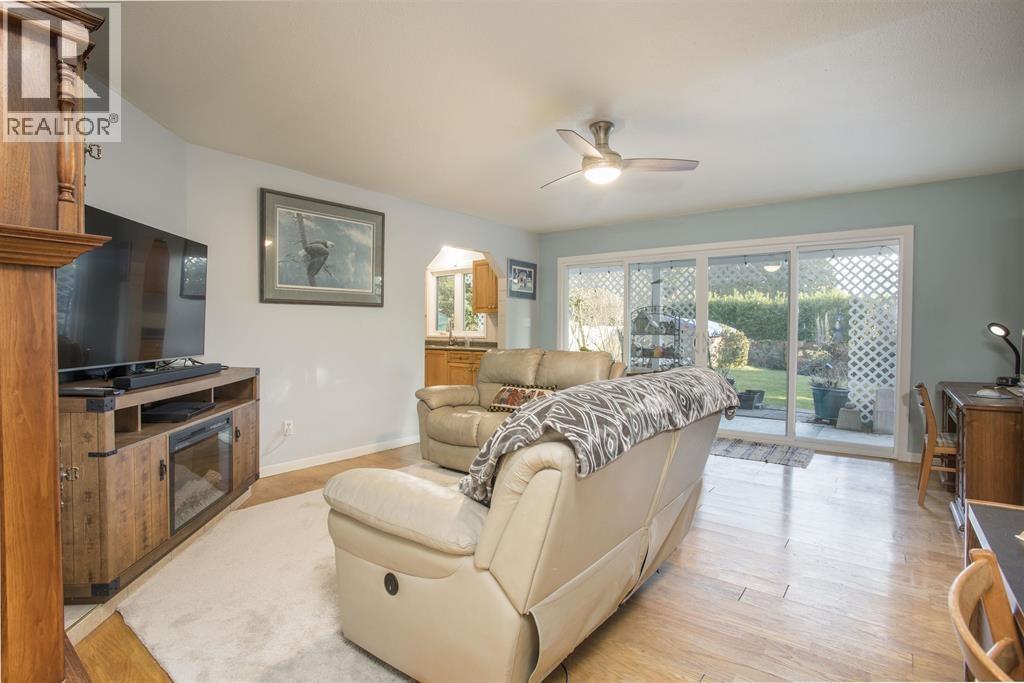 Main-9890 LYNDHURST STREET, Burnaby 2