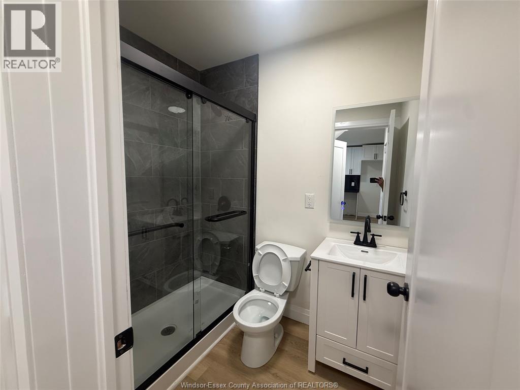 643 PIERRE Unit# 1, Windsor 5