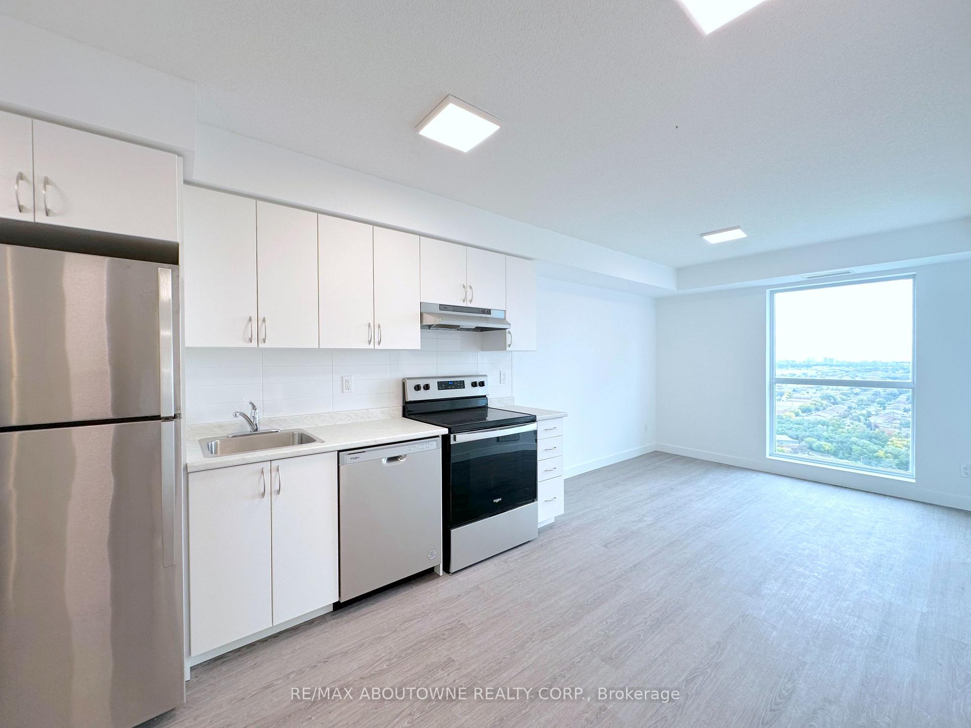 2504 - 5 Zappacosta Drive, Toronto 2