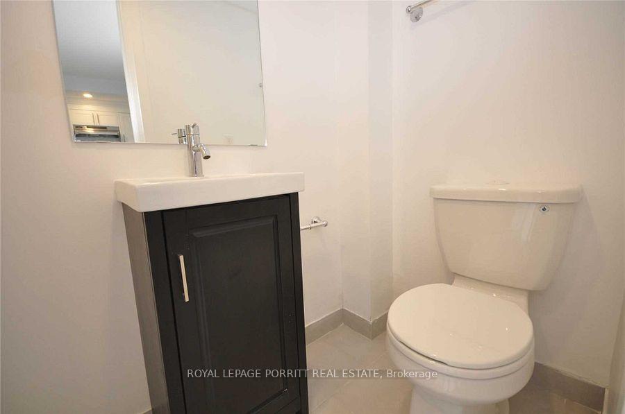 5 - 3465 Lake Shore Boulevard W, Toronto 5
